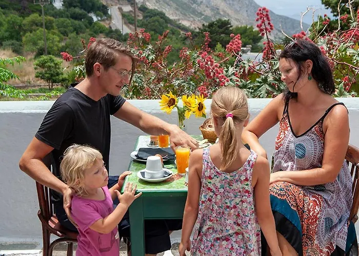 Pagali Hotel Ormos Aigialis