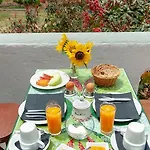Pagali Hotell 2*