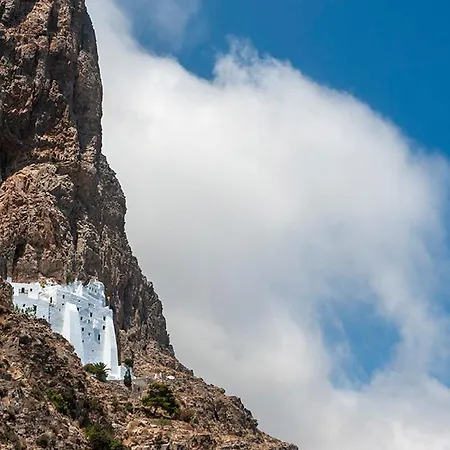 Pagali Ormos Aigialis